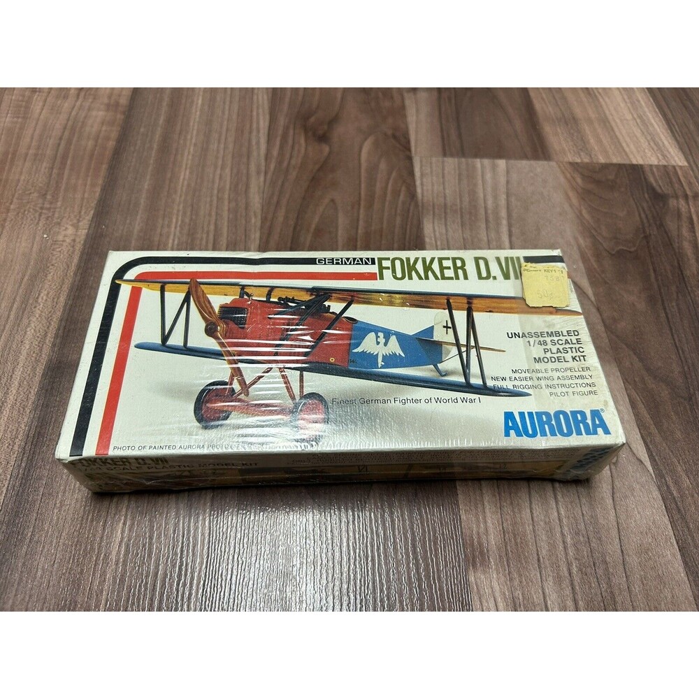 CLASSIC 1976 AURORA 1/48sc WW I German FOKKER D. VII Bi-Plane Fighter Kit